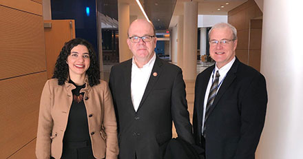 Congressman Jim McGovern the leader of the bipartisan task force ‘Food is your Medicine’ visited the lab to learn more about the nutrition research happening in our lab!
