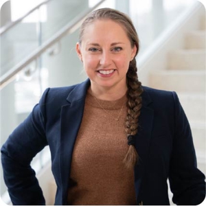 Dr. Angela Messmer-Blut