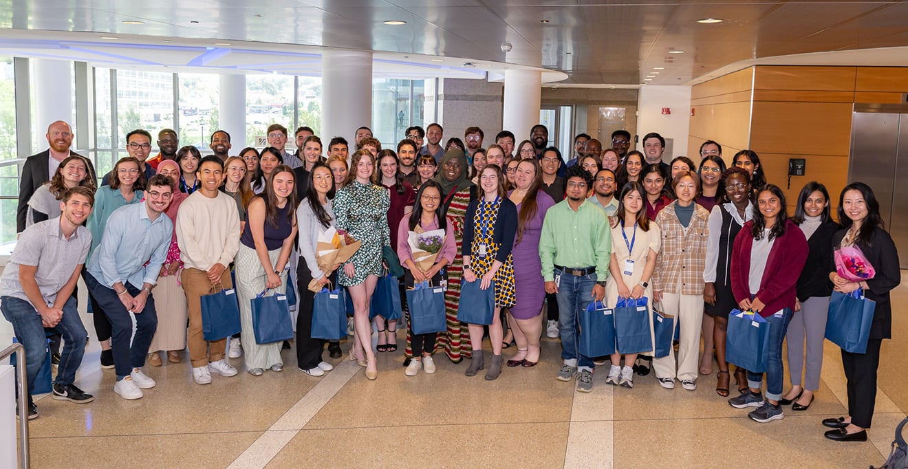 09-11_GSBS Group_D605716.jpg